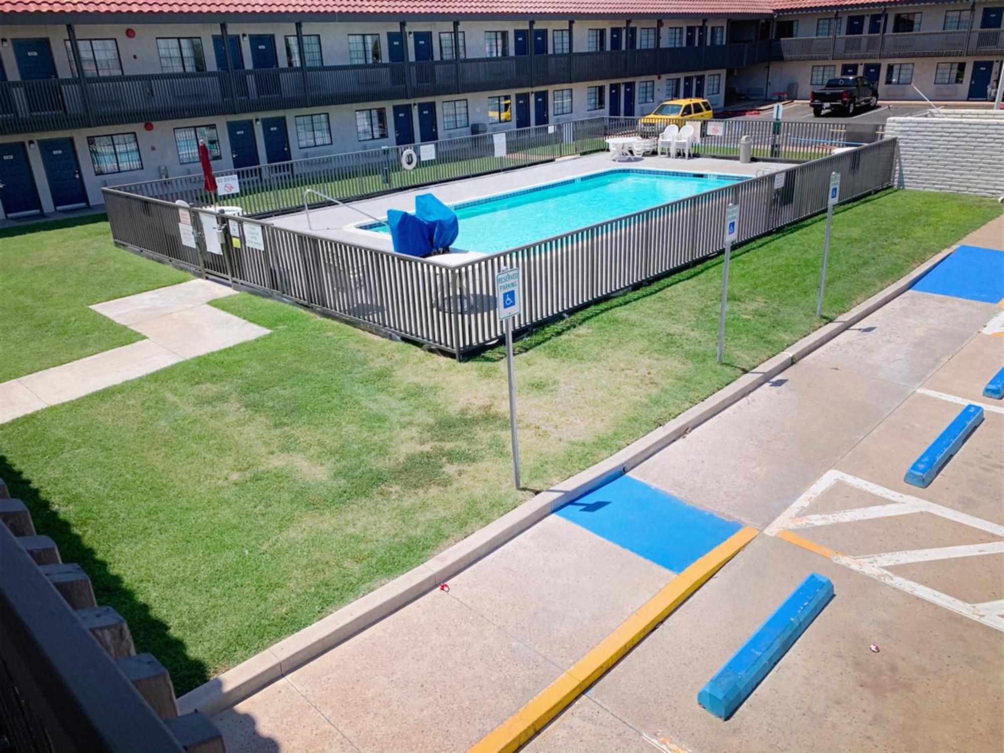 Motel 6-Amarillo, Tx - Airport エクステリア 写真